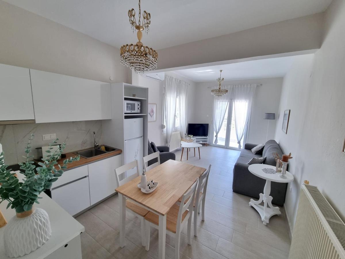Our Home-Fully Renovated Apartments And Studios By The Sea Nikiti  Eksteriør billede