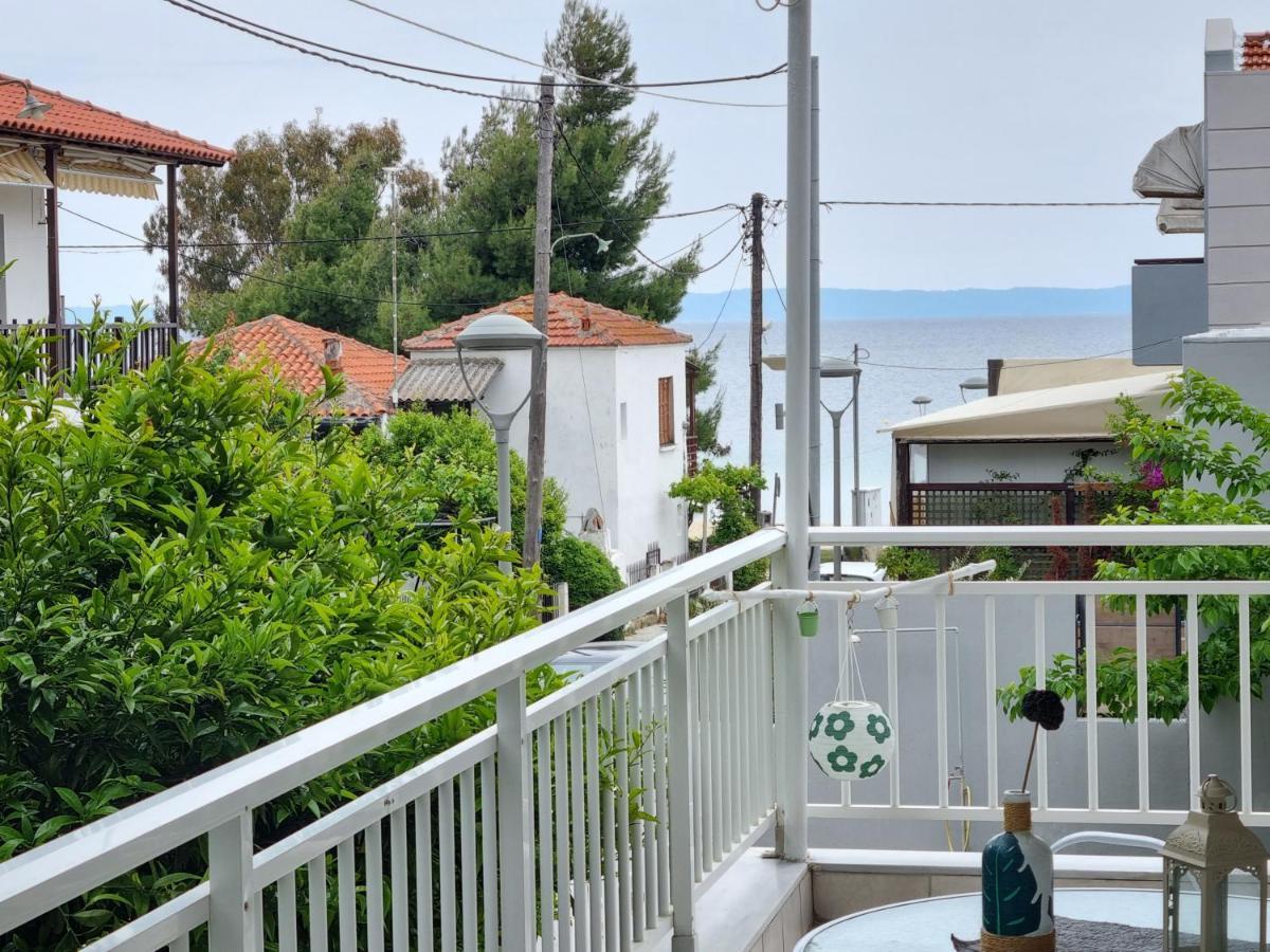 Our Home-Fully Renovated Apartments And Studios By The Sea Nikiti  Eksteriør billede